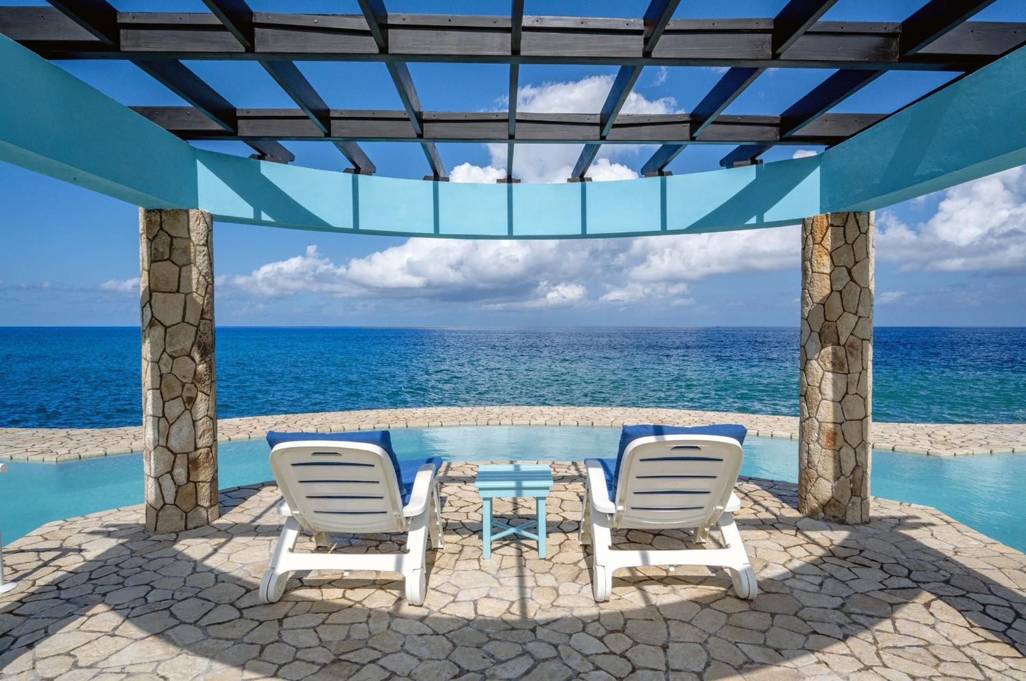 Ocean Cliff Hotel Negril Limited - Adults Only Екстер'єр фото