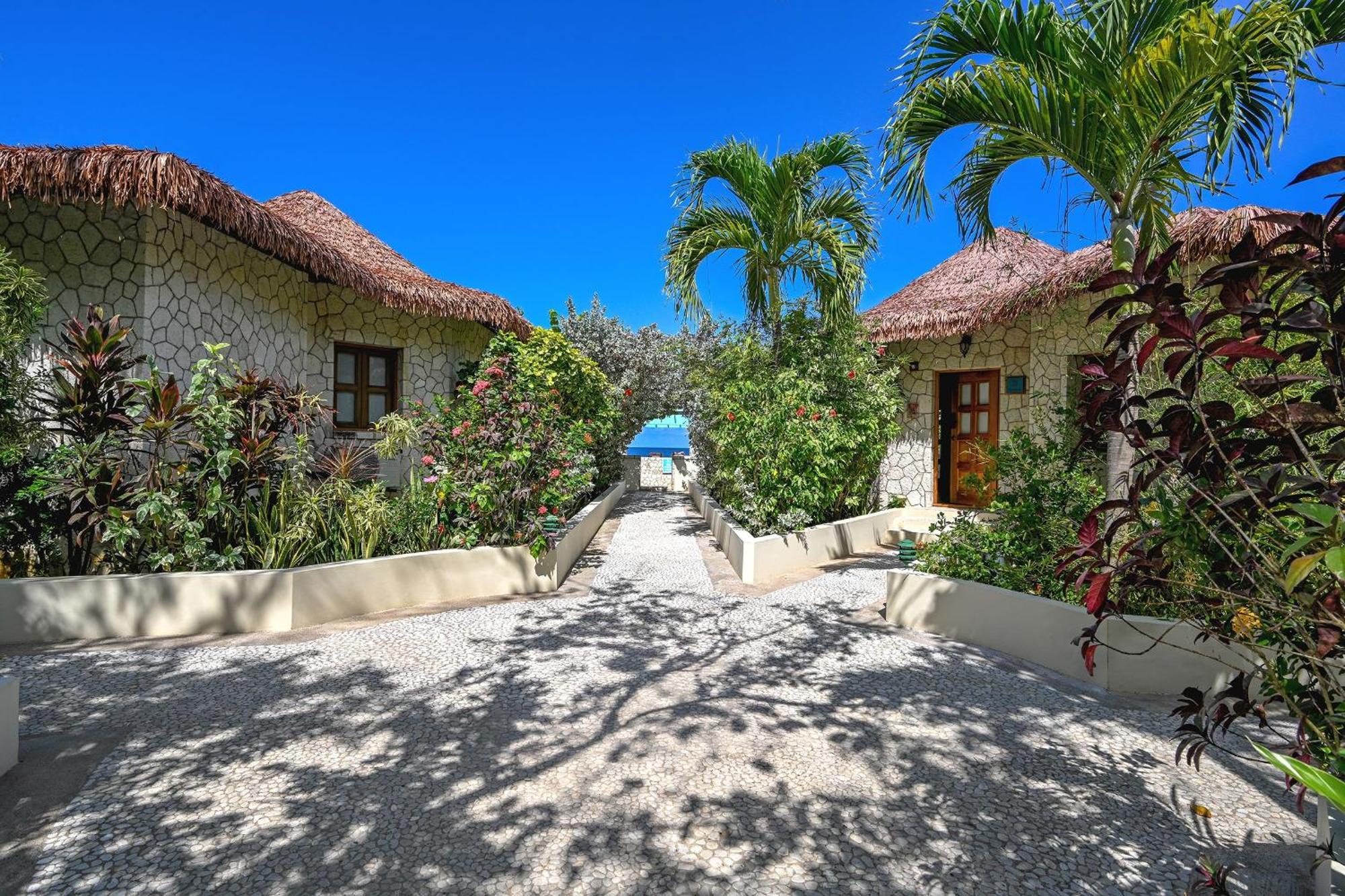 Ocean Cliff Hotel Negril Limited - Adults Only Екстер'єр фото
